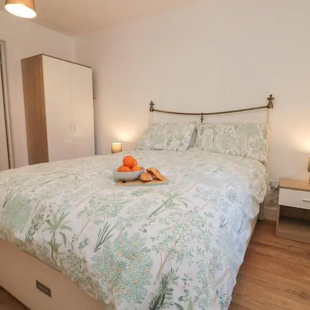 Hotel Salmon Leap 1 Whitby